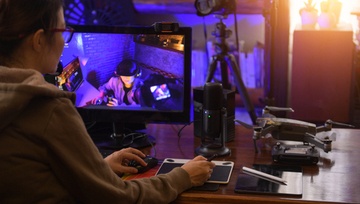 gaming influencer online